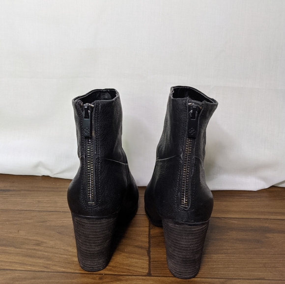 Arturo Chiang Hadley Black Ankle Boots - Picture 4 of 9